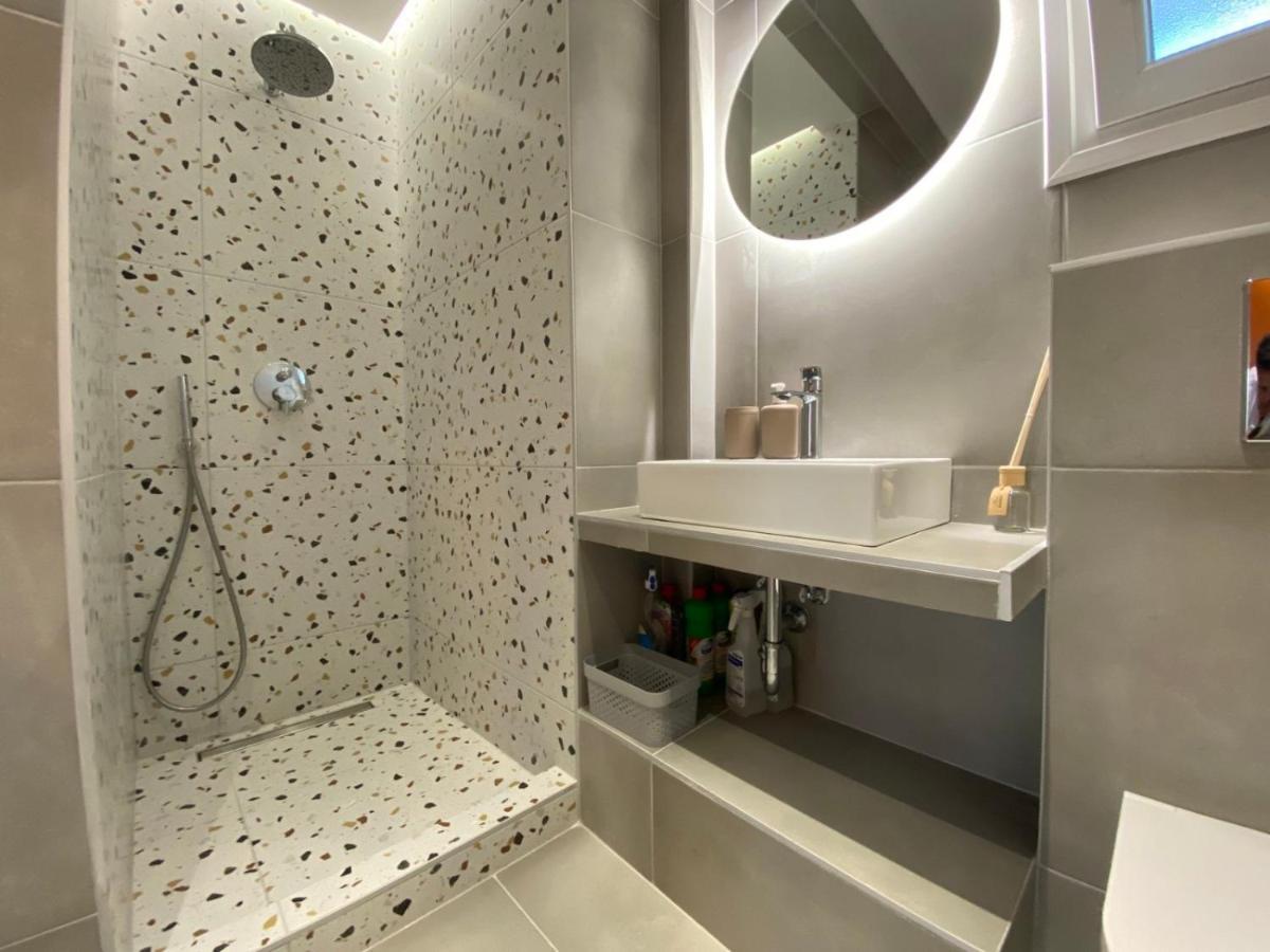 Hilltop Luxury Apartment Palaiontsiflikion