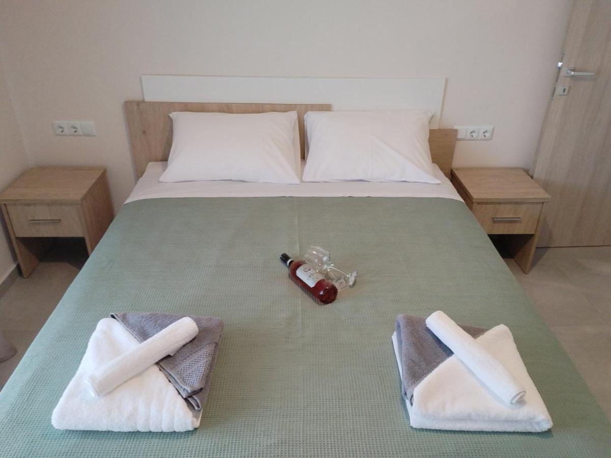 Hilltop Luxury Apartment Palaiontsiflikion