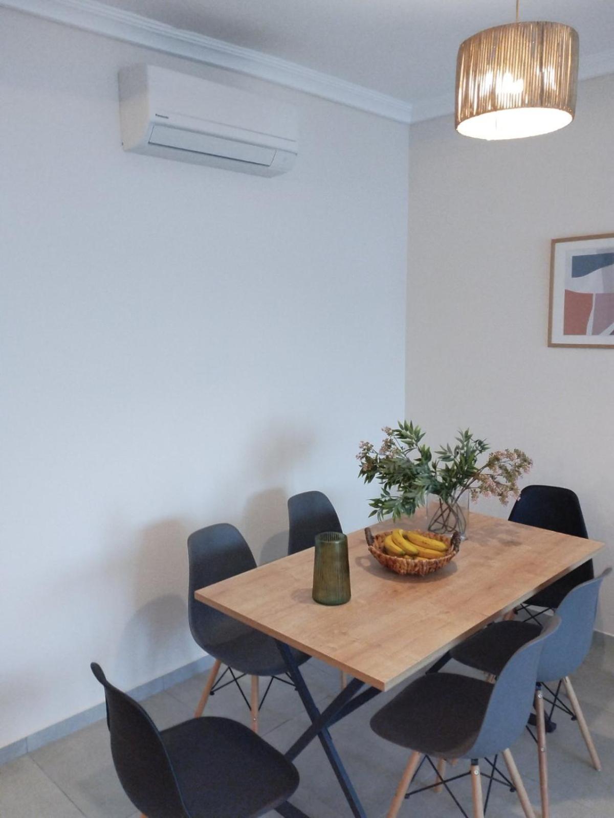 Hilltop Luxury Palaiontsiflikion